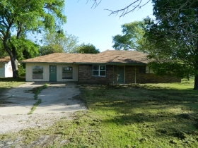9367 Highway 902, Howe, TX 75459 