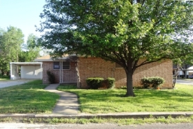 115 West Park St, Henrietta, TX 76365 