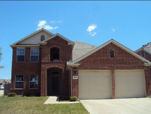 951 Coronado Dr, Oak Point, TX 76227 