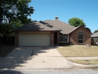 2217 Edinburgh St, Arlington, TX 76018 