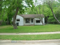 8525 Old Homestead Dr, Dallas, TX 75217 