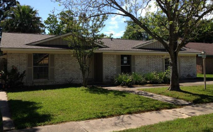 4310 Albatross Dr, Seabrook, TX 77586 
