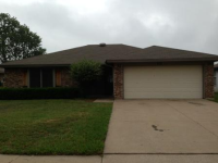 413 Indian Crest Drive, Saginaw, TX 76179 