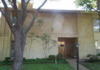 9850 Smokefeather Ln, Dallas, TX 75243 