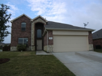 212 Clydesdale St, Waxahachie, TX 75165 