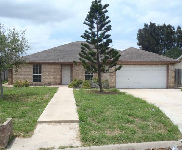 13 Beaudry Ct, Brownsville, TX 78526 