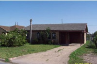 104 E 9th St, Los Fresnos, TX 78566 