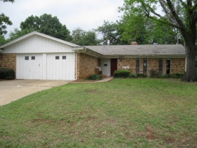 5005 Saint Lawrence Rd, Fort Worth, TX 76103 