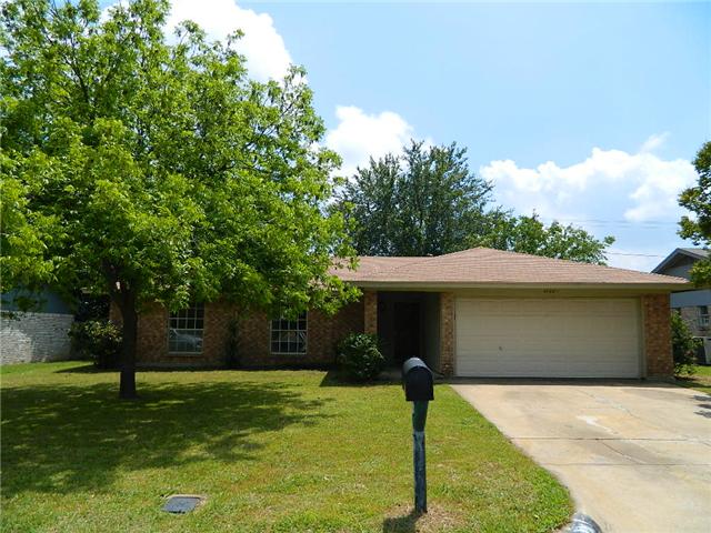 4700 Elkwood Ln, Arlington, TX 76016 