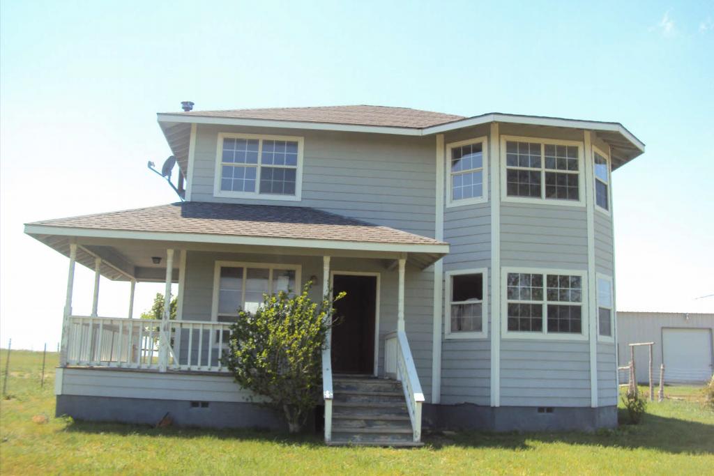 699 Green Acres Rd, Weatherford, TX 76088 