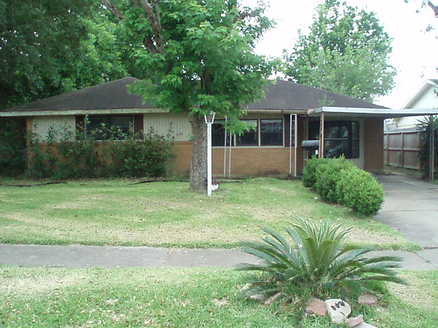 10010 Ney St, Houston, TX 77034 