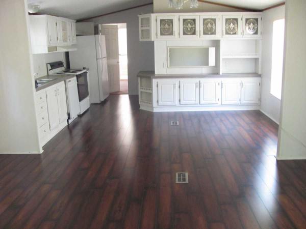 1056 Royal Circle, Arlington, TX 76017 