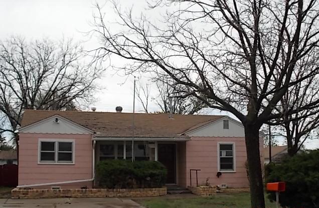 1045 S Christy St, Pampa, TX 79065 