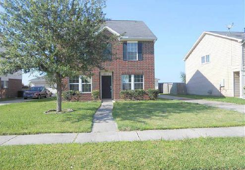 2852 Morningmist Ln, Dickinson, TX 77539 