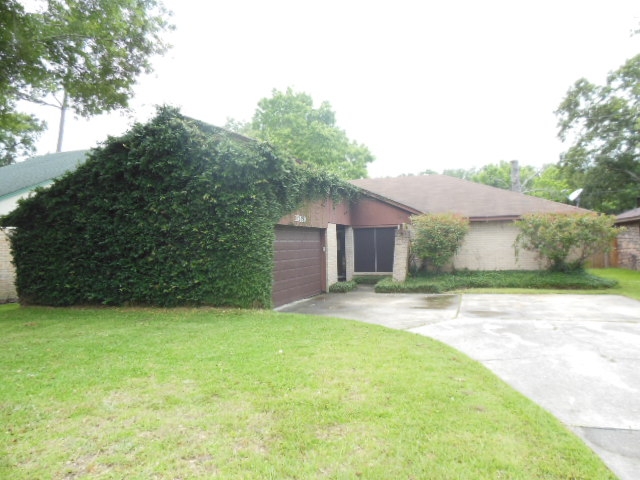 17419 Mallett St, Crosby, TX 77532 