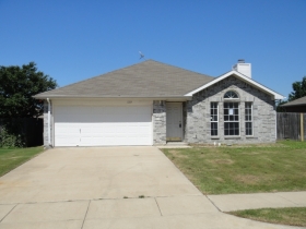 1217 Misty Meadow Dr, Midlothian, TX 76065 