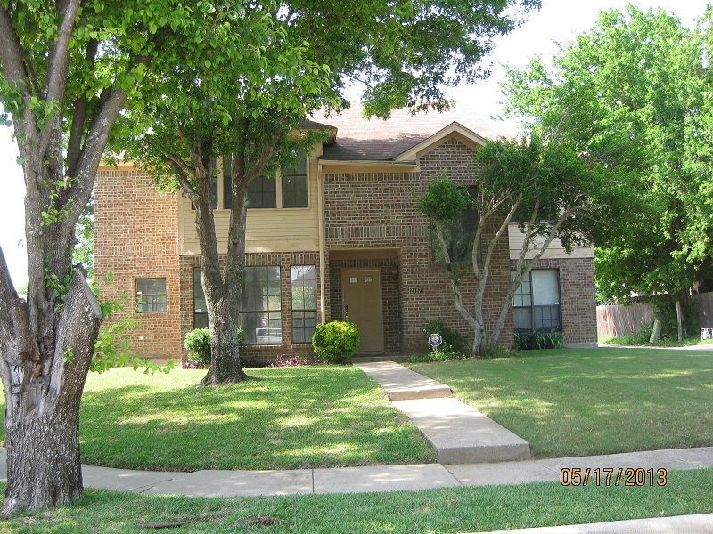 2307 Augusta Street, Lancaster, TX 75146 