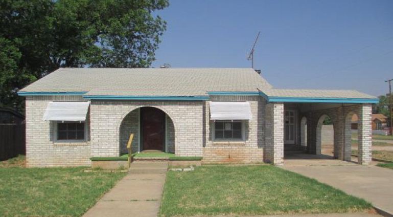 1243 Walnut Street, Colorado City, TX 79512 