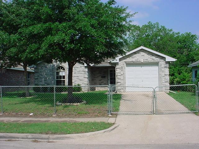 2818 Seevers Ave, Dallas, TX 75216 