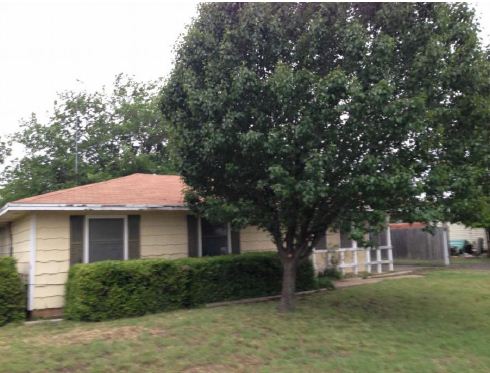 104 Donaghey St, Trenton, TX 75490 