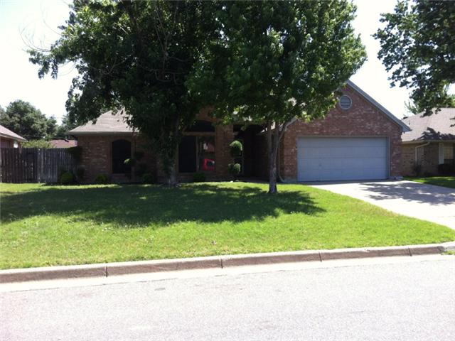 732 Bryan Dr, Burleson, TX 76028 