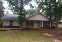 7532 Vanessa Dr., Fort Worth, TX 76112 