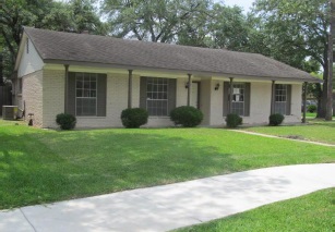 7302 Shiner Ln, Houston, TX 77072 