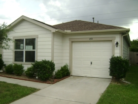 454 Silky Leaf Dr, Houston, TX 77073 