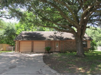 3701 Cambridge St, Alvin, TX 77511 