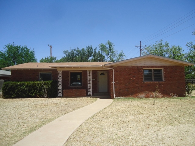 3502 48th St, Lubbock, TX 79413 