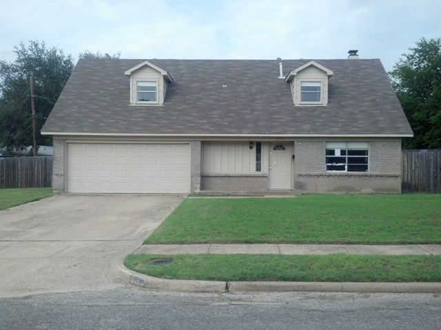 8672 Flicker Ln, Dallas, TX 75238 
