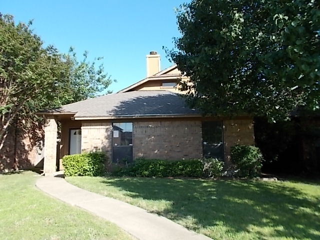 1816 Alameda Dr, Mesquite, TX 75150 