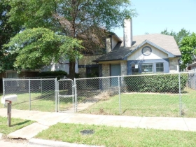 2687 Clayton Oaks Dr, Dallas, TX 75227 