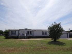 140 Choice Dr, Palmer, TX 75152 