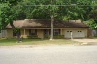 906 Corey Dr, Whitehouse, TX 75791 