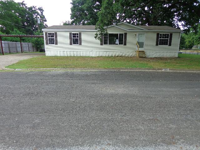 1521 Navarro Dr, Corsicana, TX 75110 