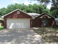 2866 White Oak Dr, Grand Prairie, TX 75052 