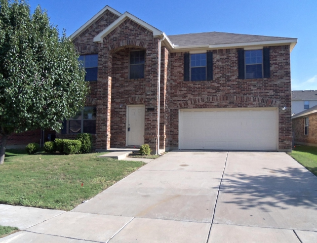 5033 Meridian Lane, Fort Worth, TX 76244 