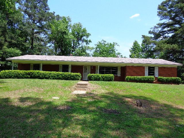 45 Eylau Hills Road, Texarkana, TX 75501 