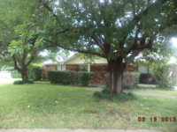 530 Royal Valley Rd, Grand Prairie, TX 75052 