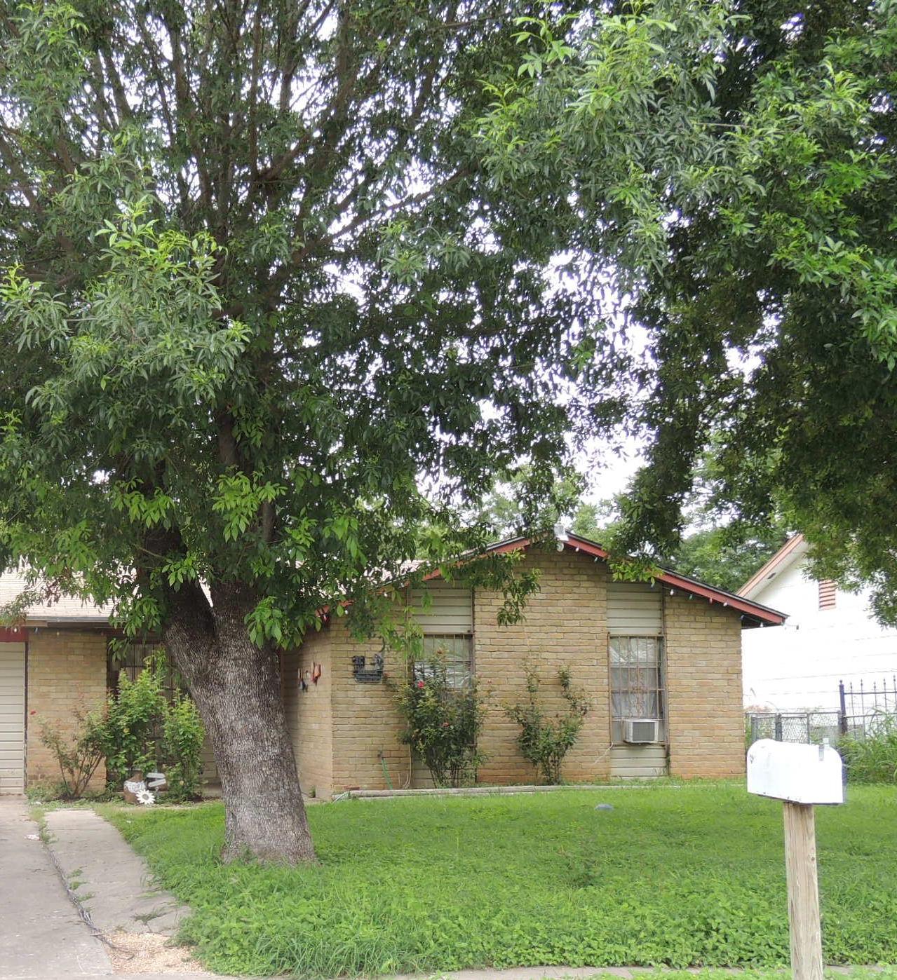 5513 Greenside St, San Antonio, TX 78228 