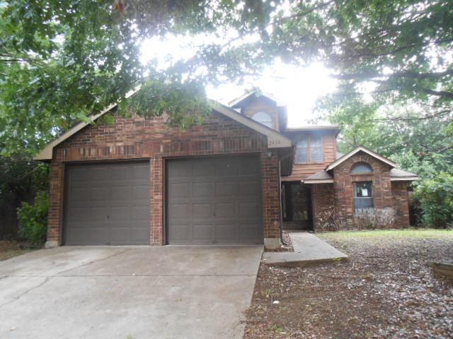 2434 Warrington Dr, Grand Prairie, TX 75052 