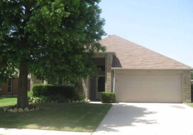 333 Sweet Leaf Lane, Lake Dallas, TX 75065 
