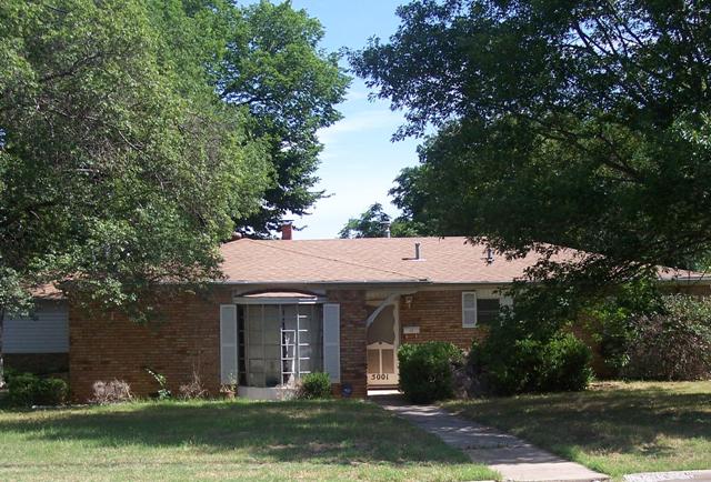 5001 Meadowbrook Dr, Fort Worth, TX 76103 