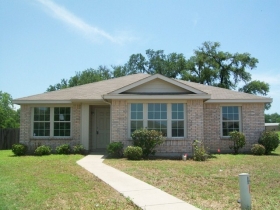 2202 Midbury Drive, Lancaster, TX 75134 