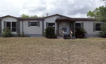 1113 State Hwy 44, Agua Dulce, TX 78330 