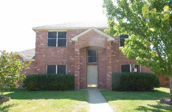 106 Forest Park Ln, Red Oak, TX 75154 