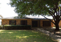 2622 Madrid Dr, Garland, TX 75040 