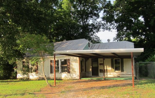 704 Youngsdale Circle, Marshall, TX 75670 