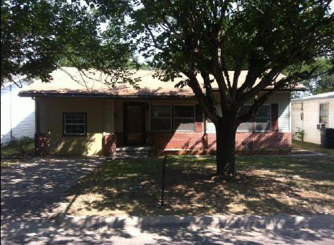 612 Euclid St, Cleburne, TX 76033 